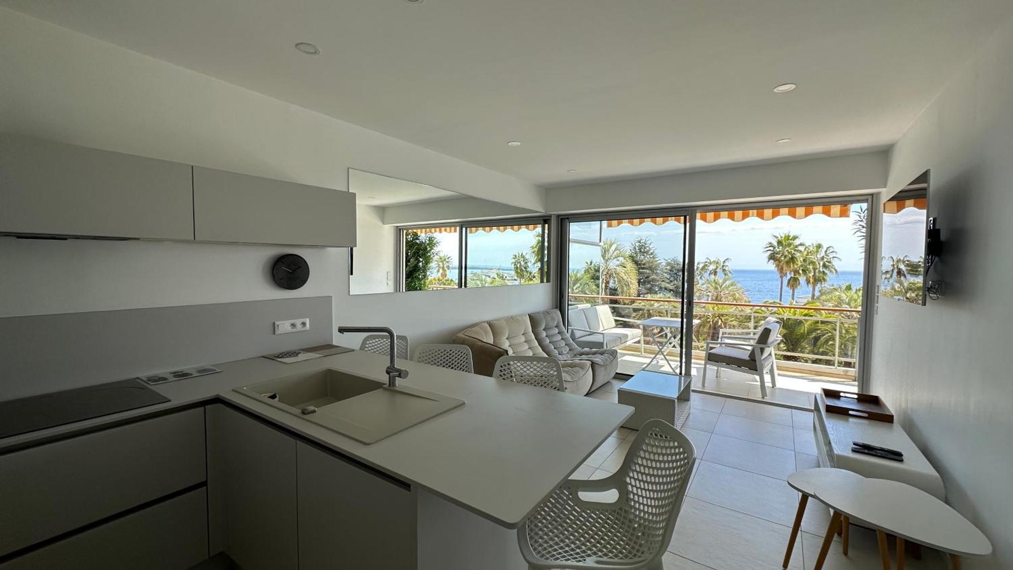 Appartement 2 Chambres Vue Mer Panoramique, Proche Croisette Cannes Vallauris Dış mekan fotoğraf
