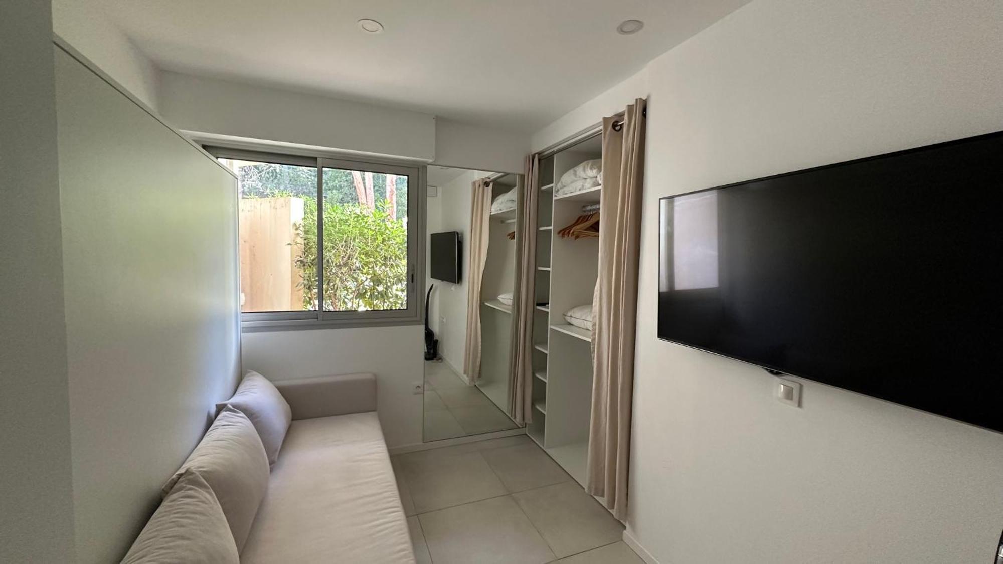 Appartement 2 Chambres Vue Mer Panoramique, Proche Croisette Cannes Vallauris Dış mekan fotoğraf