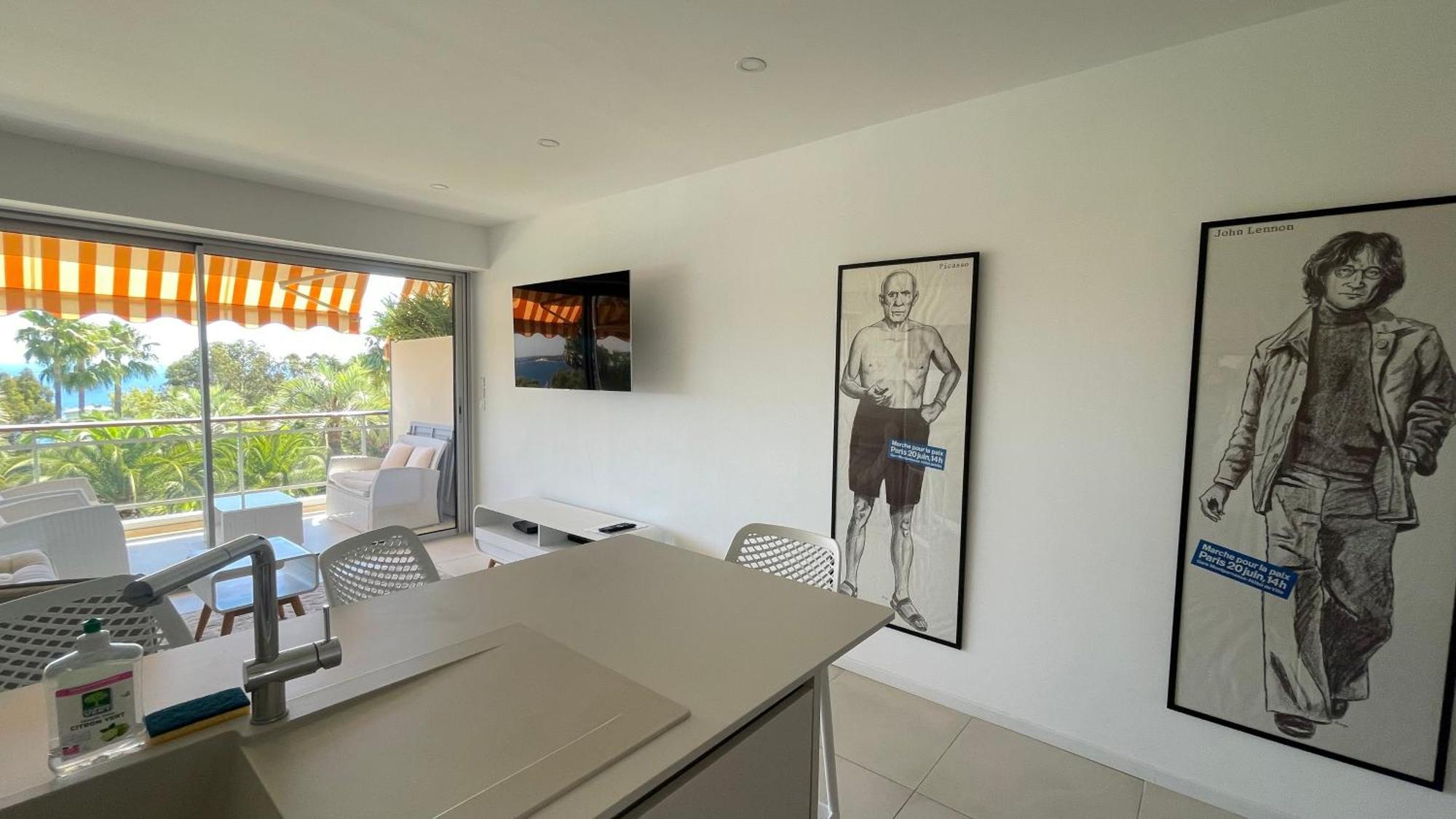 Appartement 2 Chambres Vue Mer Panoramique, Proche Croisette Cannes Vallauris Dış mekan fotoğraf