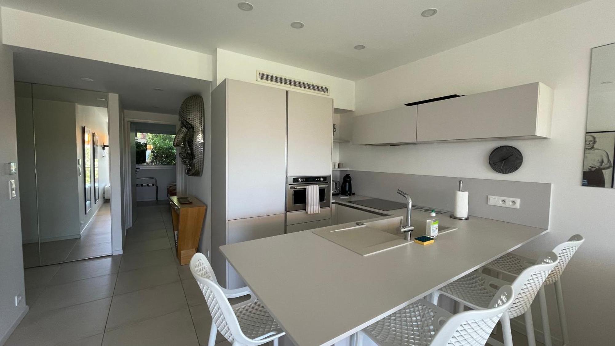 Appartement 2 Chambres Vue Mer Panoramique, Proche Croisette Cannes Vallauris Dış mekan fotoğraf