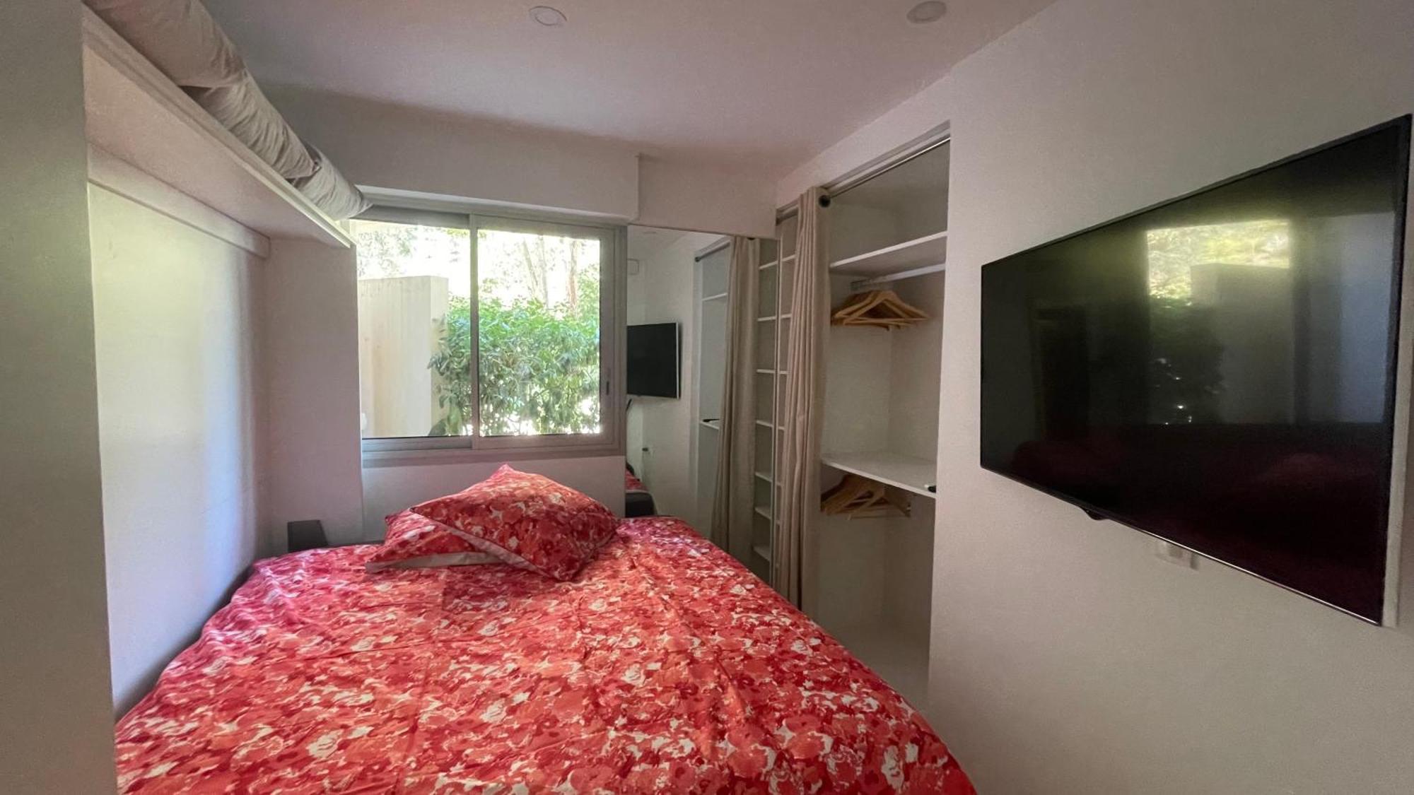 Appartement 2 Chambres Vue Mer Panoramique, Proche Croisette Cannes Vallauris Dış mekan fotoğraf
